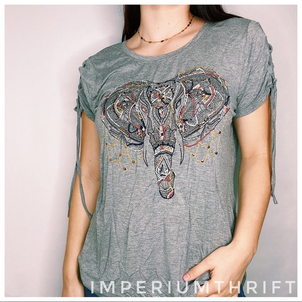 Grey Torrid Elephant Embroidered Tee Shirt Blouse